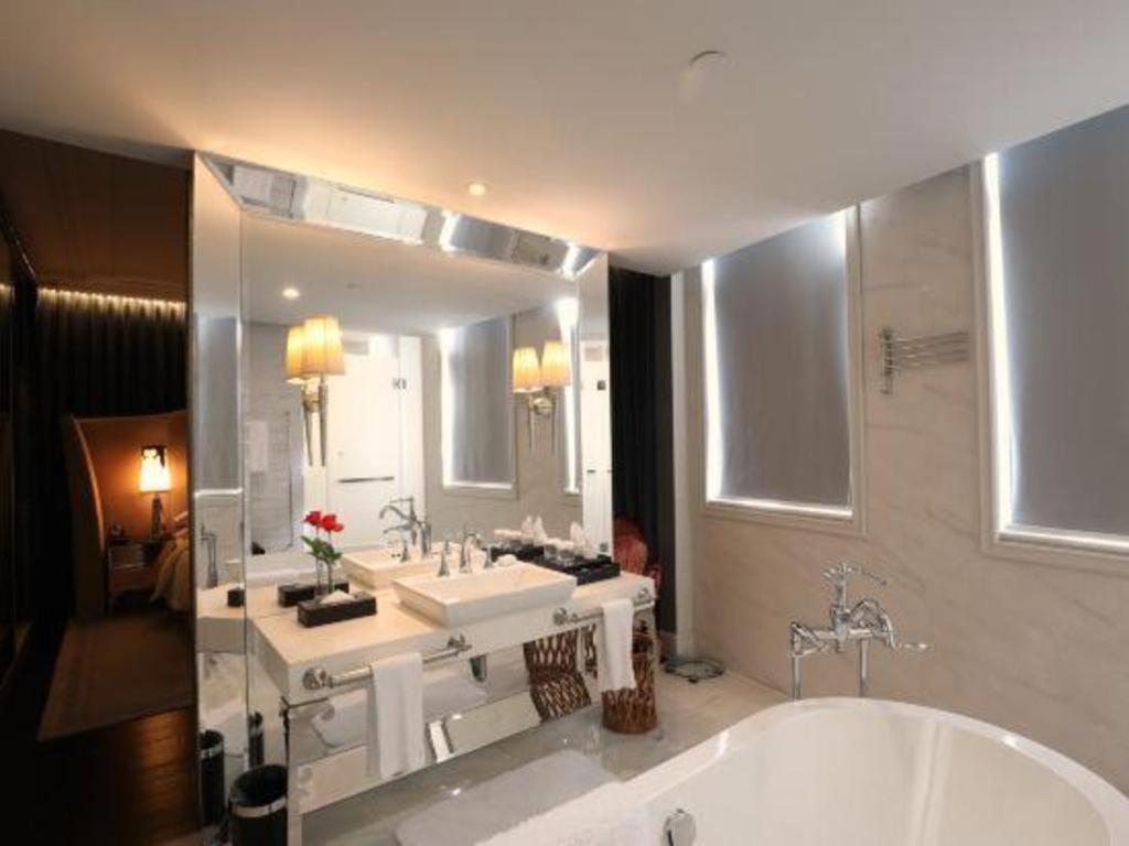 Jinjiang Metropolo Hotel Classiq Shanghai Off Bund Екстериор снимка